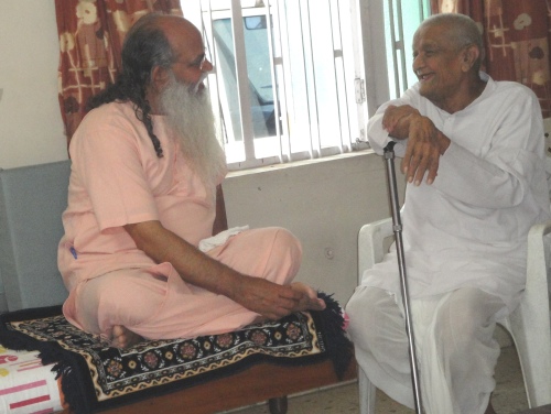 Swami Anubhavanand with Dadaji